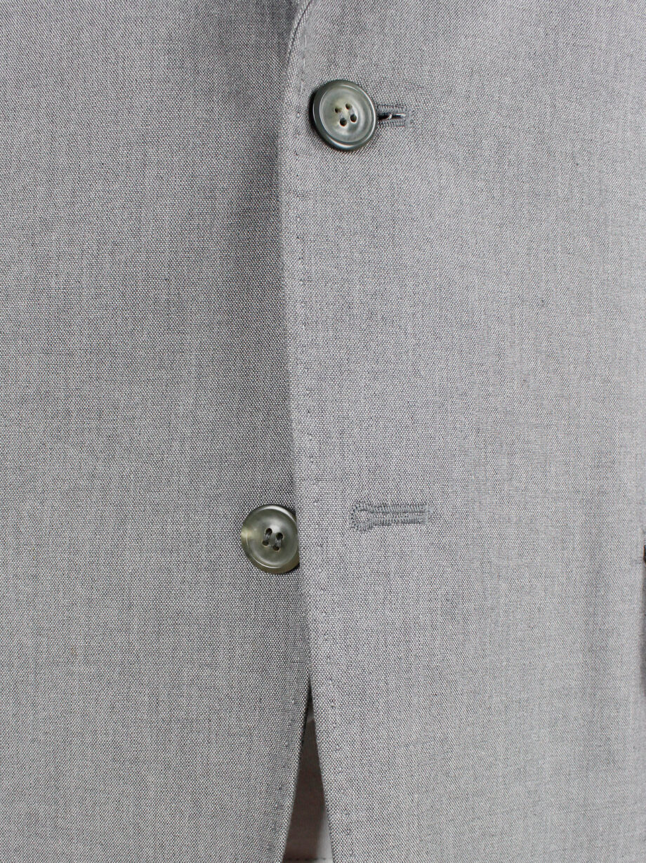 archive Maison Martin Margiela grey blazer with trompe-l’oeil buttonhole spring 2001 (10)