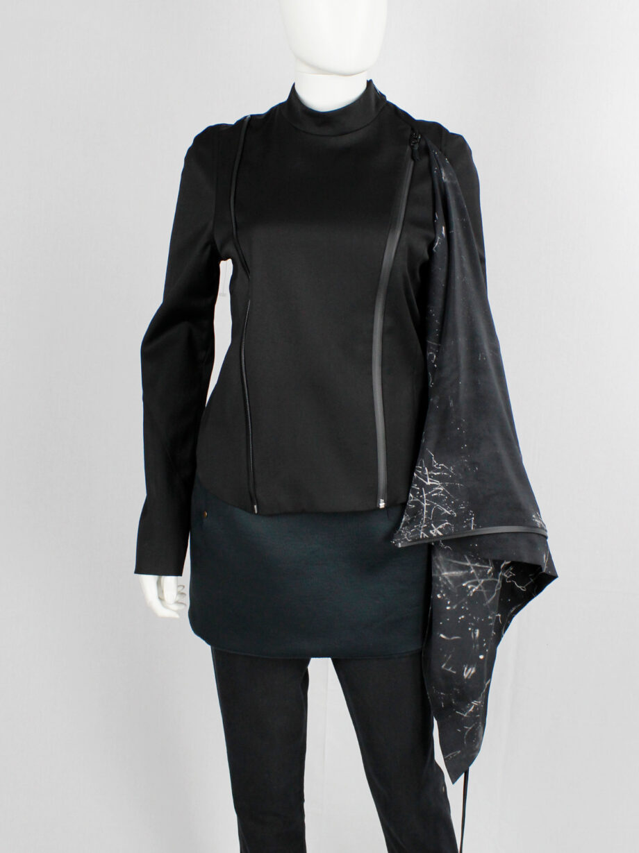 archive a f Vandevorst black draped fencing jacket with chalk print fall 2010 (9)
