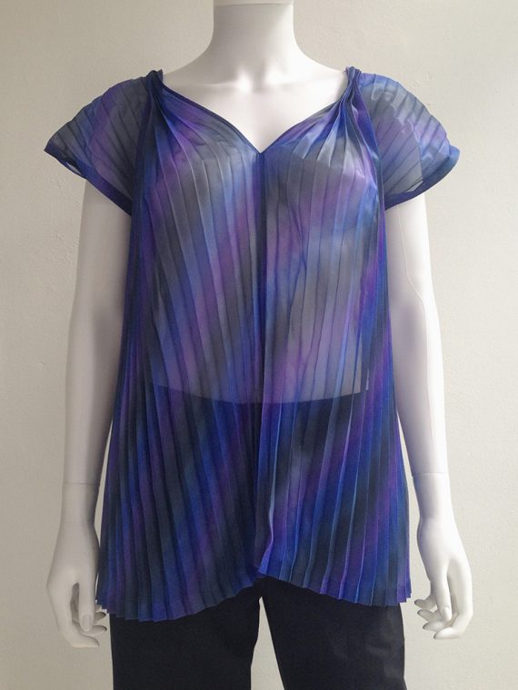 Issey Miyake Fete purple pleated transformation top top1