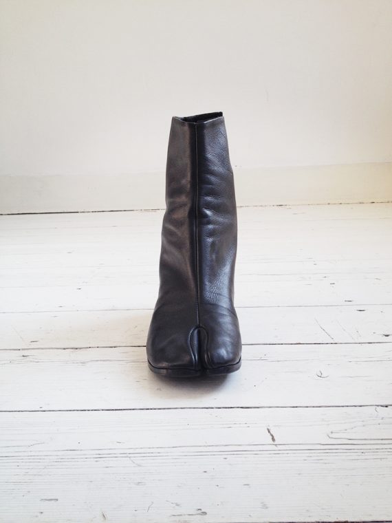 Maison Martin Margiela black tabi boots (40) - V A N II T A S