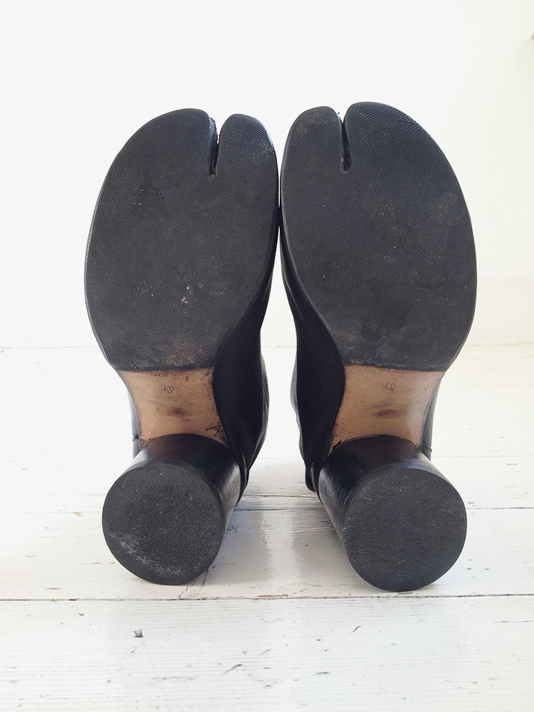 Maison Martin Margiela black tabi boots 40 – early 90s 6286
