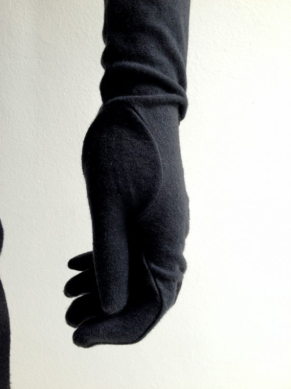 A F Vandevorst black gloved top – fall 20154121
