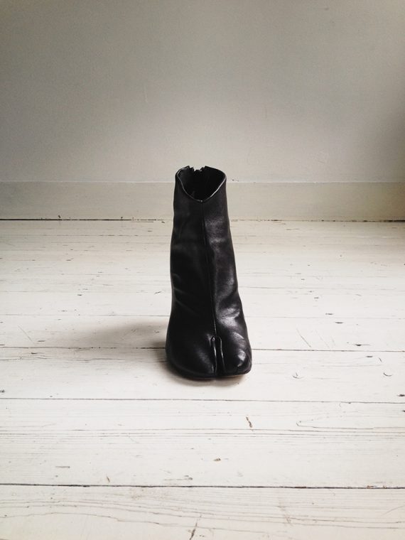 Maison Martin Margiela black tabi boots with stiletto heel 38 6605 copy
