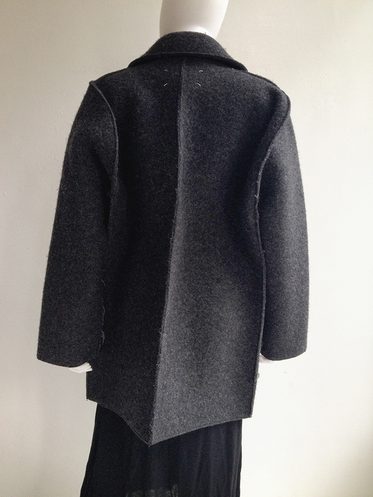 Maison Martin Margiela grey flat coat — spring 1998 - V A N II T A S