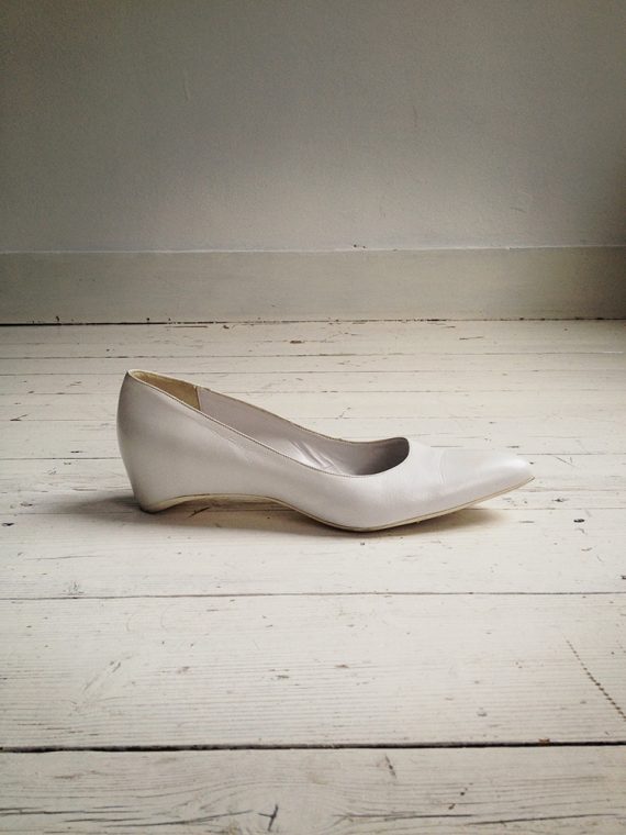 Maison Martin Margiela white pumps with missing heel 2000 2663 copy