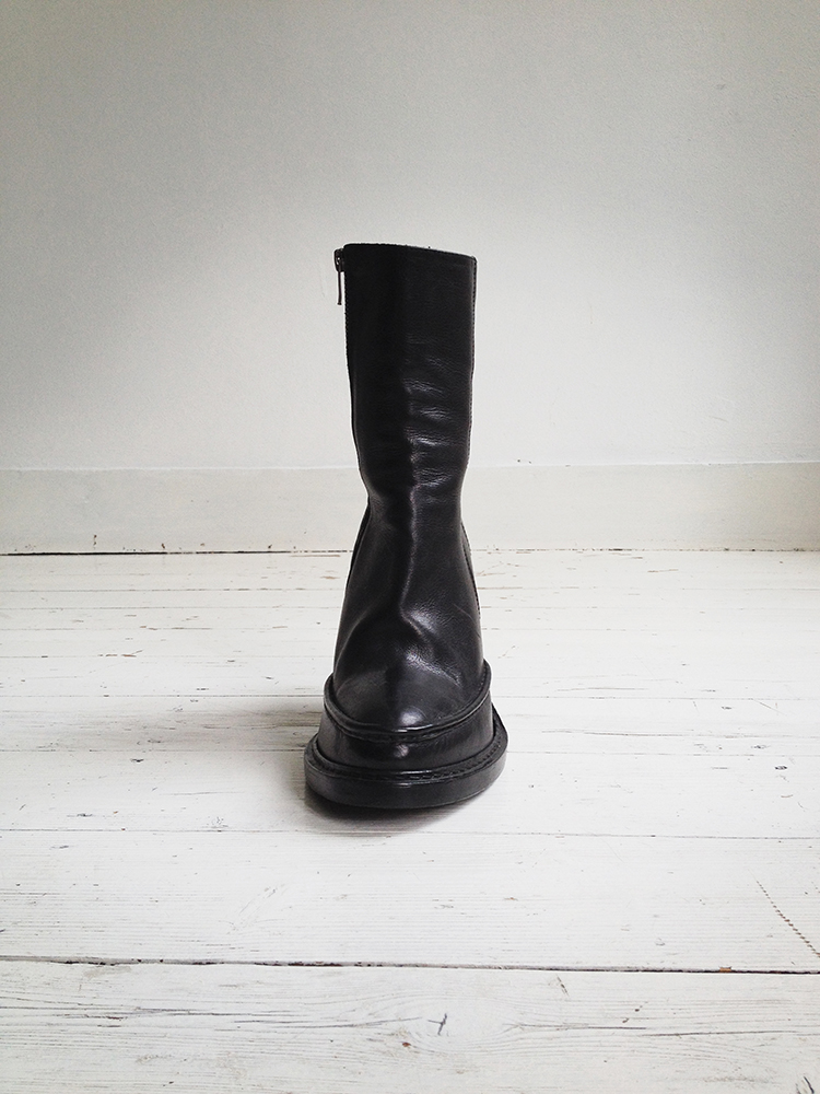 Ann Demeulemeester black slit wedge boots (39.5) — fall 2010 - V A N II ...