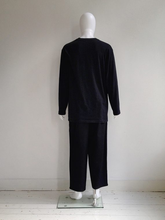 Yohji Yamamoto black jumper with quote 1990S model2