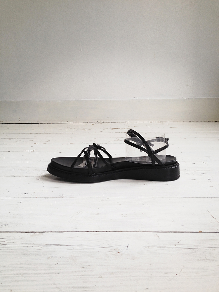 Ann Demeulemeester black flatform multi-strap sandals (40) - V A N II T A S