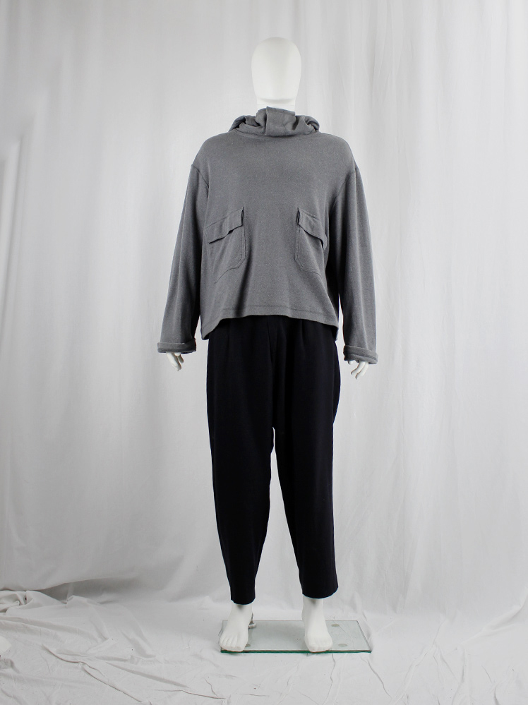 vintage Yohji Yamamoto grey hooded boxy jumper with pockets 1980s 90s 80s (5)