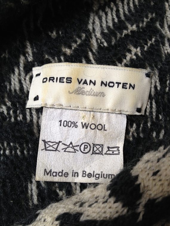 Dries Van Noten black and white deformed jumper 0558