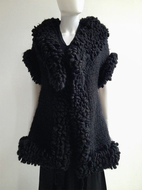 Yohji Yamamoto black 3D knitted cardigan 9556