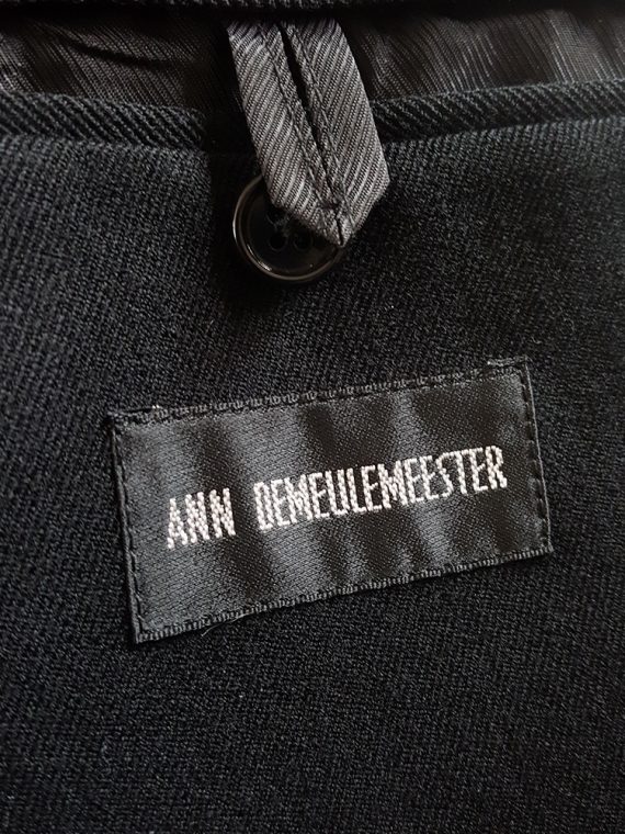 Ann Demeulemeester black blazer with cut panel runway fall 2011 _124435