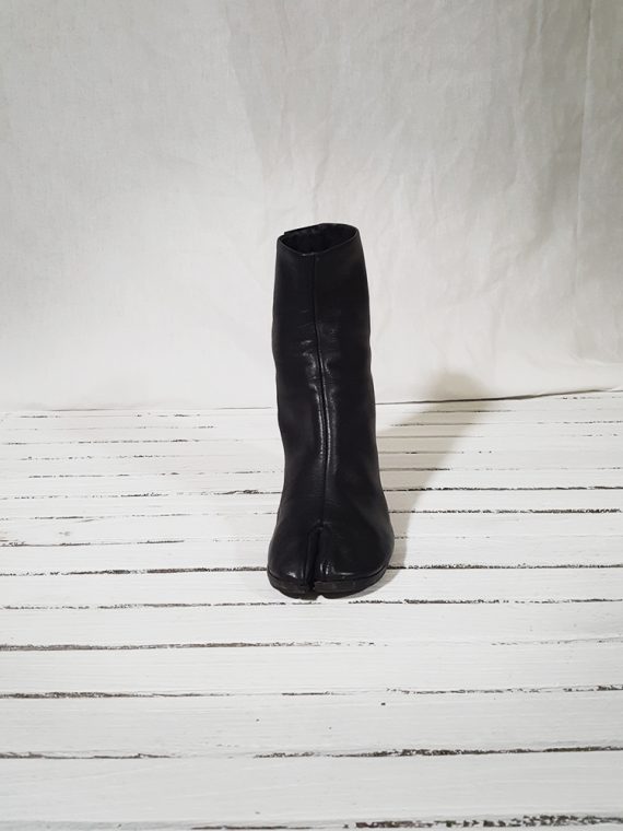 archive Maison Martin Margiela black leather tabi boots with block heel_151614