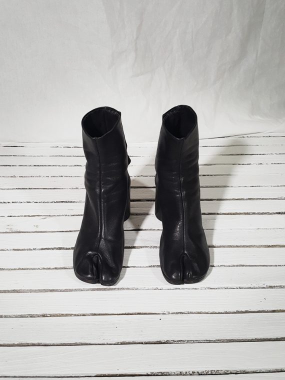 archive Maison Martin Margiela black leather tabi boots with block heel_151721(0)