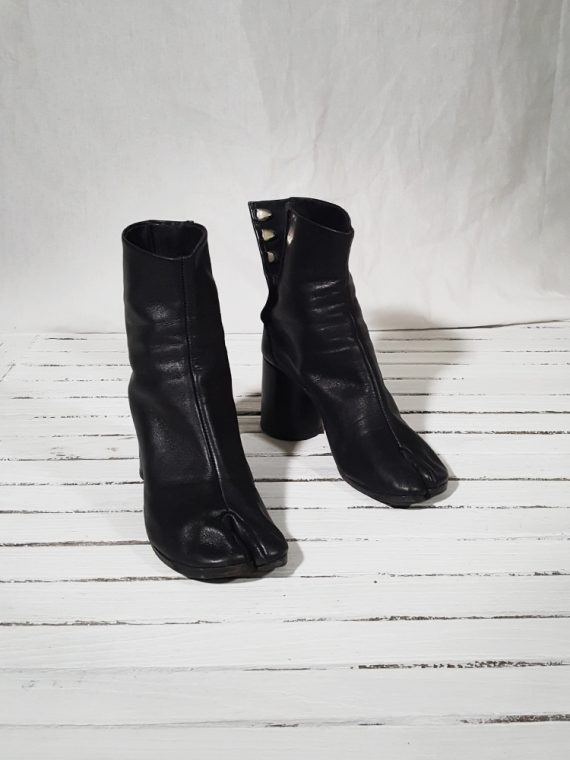 archive Maison Martin Margiela black leather tabi boots with block heel_151929