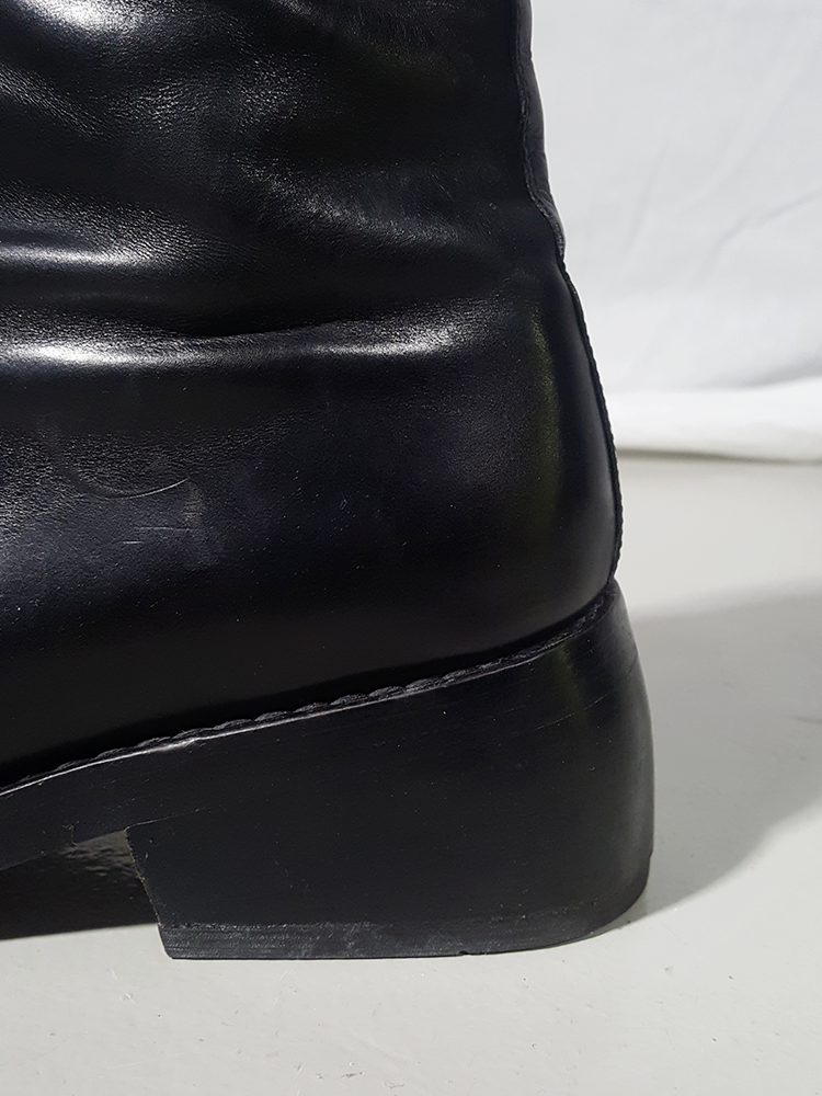 Ann Demeulemeester black pirate boots with curved heel (40