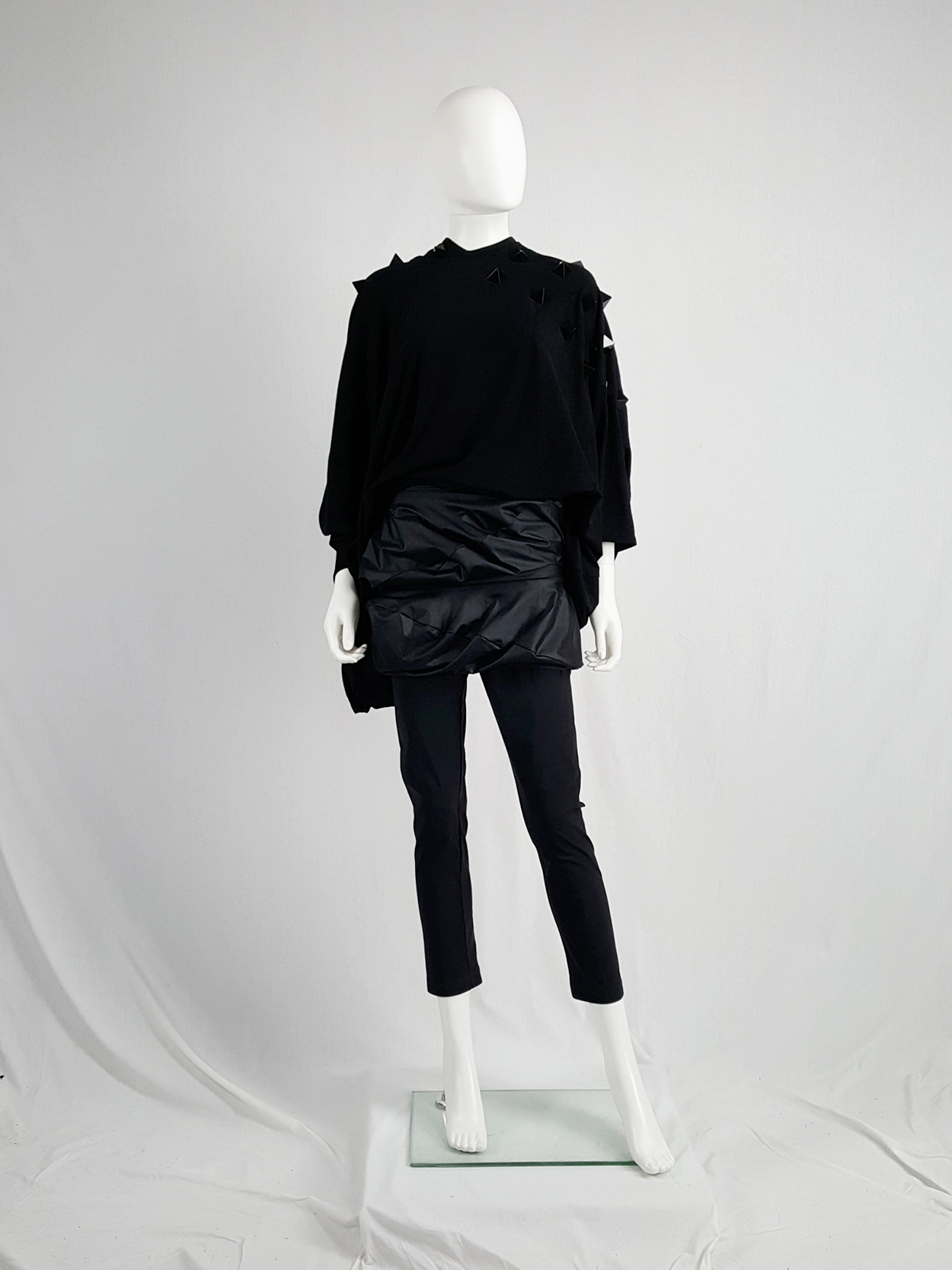 Junya Watanabe black leggings with geometrical skirt — fall 2009 - V A ...