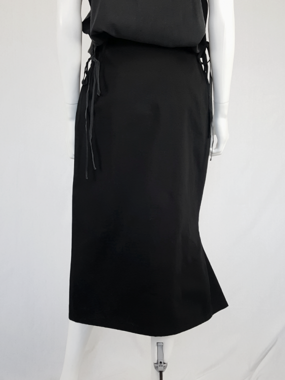 vintage Yohji Yamamoto black structured skirt with sideways curve 094321