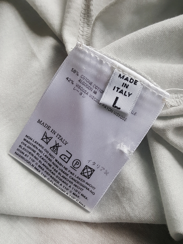 Maison Martin Margiela grey t-shirt with gathered sleeve — spring 2008 ...