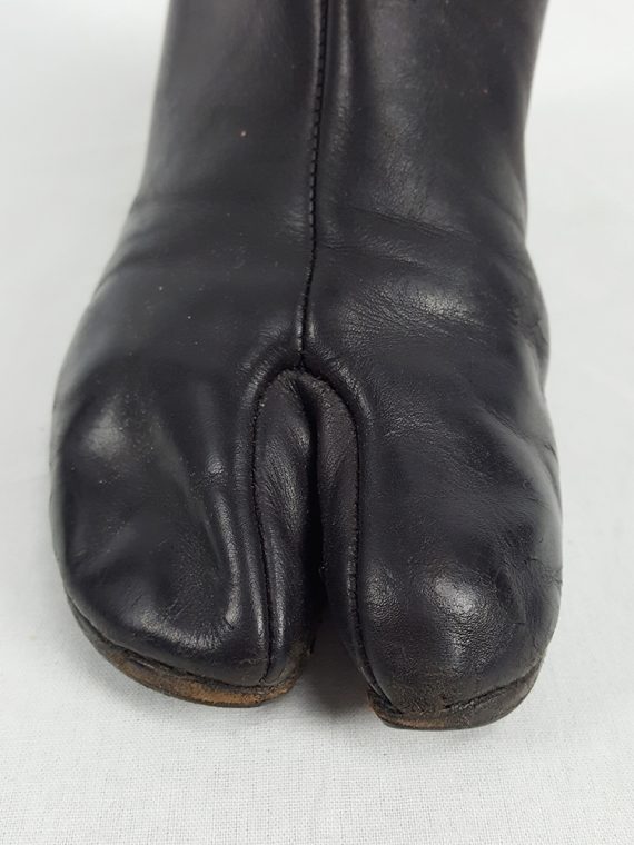 vintage Maison Martin Margiela black leather tabi boots with block heel 1990s archive 111915