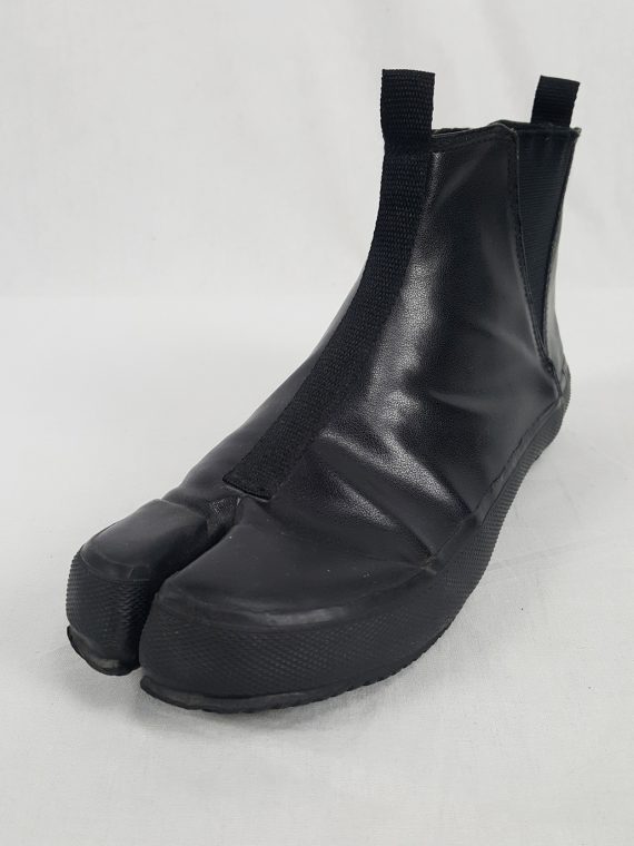 vintage Maison Martin Margiela 6 black tabi slip-on boots spring 2003 124529(0)