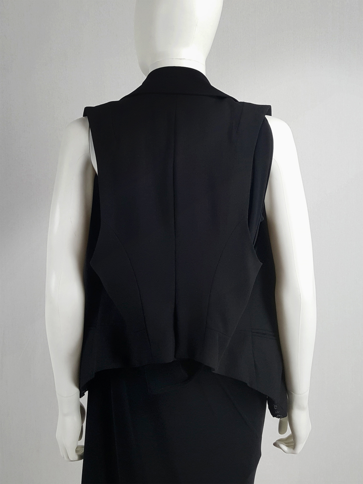 Ann Demeulemeester black waistcoat with matte sequins — spring 2010 - V ...