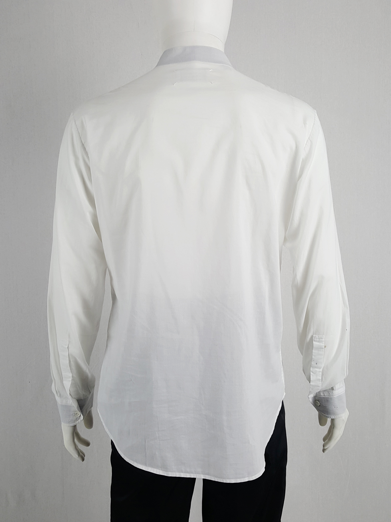 Maison Martin Margiela white minimalist shirt with mao collar — spring ...
