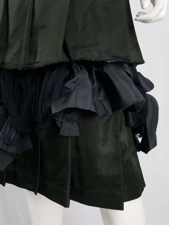vaniitas vintage Comme des Garçons black pleated skirt with mesh and ruffle layers runway fall 2004 140757
