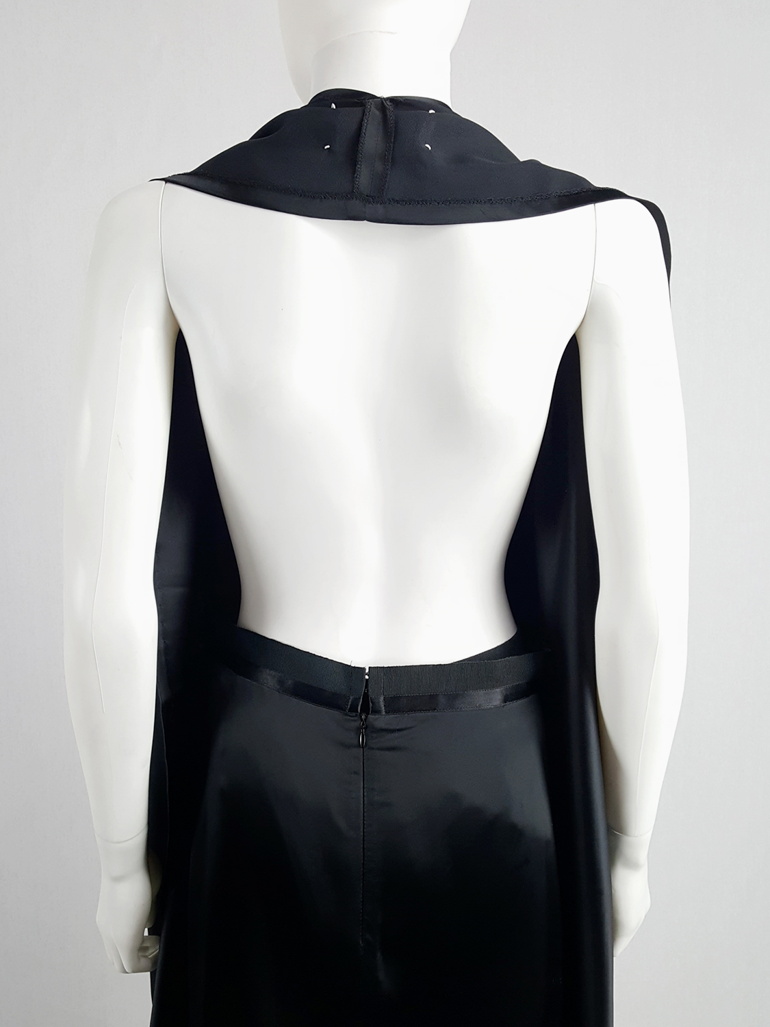 Maison Martin Margiela black transformable dress into skirt — spring ...