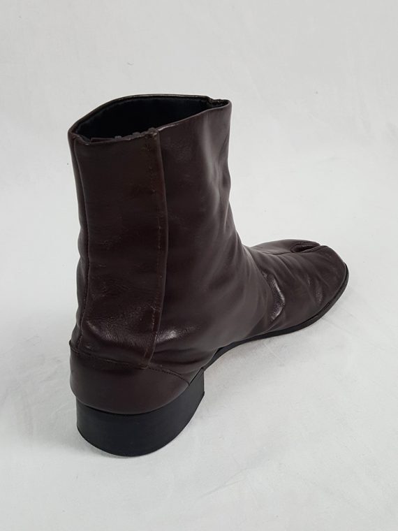 Vaniitas Maison Martin Margiela brown tabi boots with low heel fall 1998 archive 162006