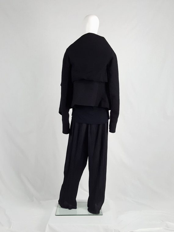 vaniitas vintage Issey Miyake Pleats Please black pleated relaxed trousers 135808