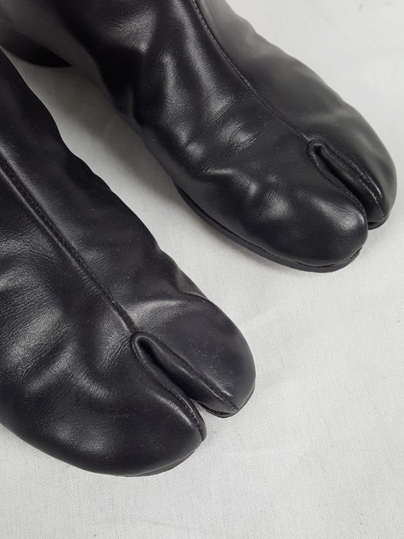 vaniitas vintage Maison Martin Margiela black tabi slipper with low heel spring 2002 124901