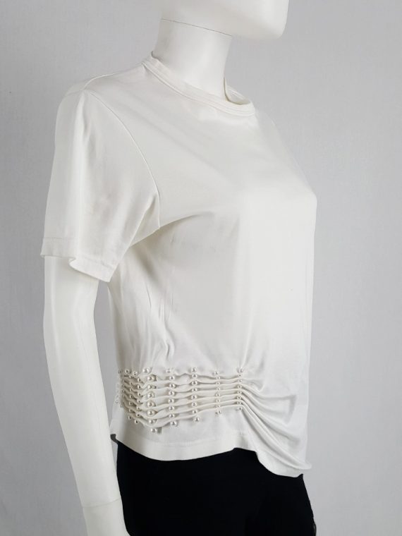 vaniitas vintage Noir Kei Ninomiya white t-shirt gathered by rows of pearls spring 2015 134834