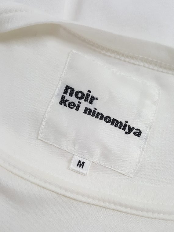 vaniitas vintage Noir Kei Ninomiya white t-shirt gathered by rows of pearls spring 2015 140030