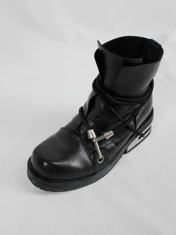 vaniitas vintage Dirk Bikkembergs black boots with blue elastic and metal slit heel fall 1996 1665