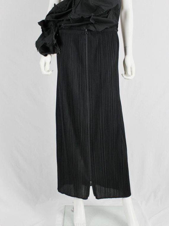 vaniitas vintage Issey Miyake Pleats Please black pleated maxi skirt with front zipper 4906