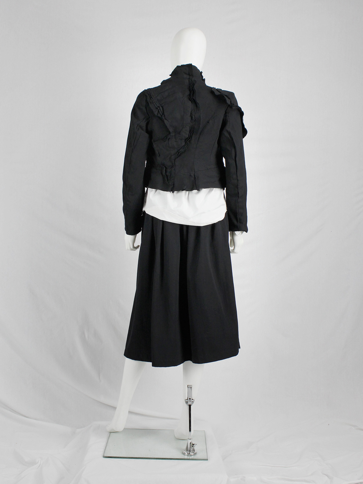 Comme des Garçons black cutaway blazer with triple layered panels — spring 2010 - V A N II T A S