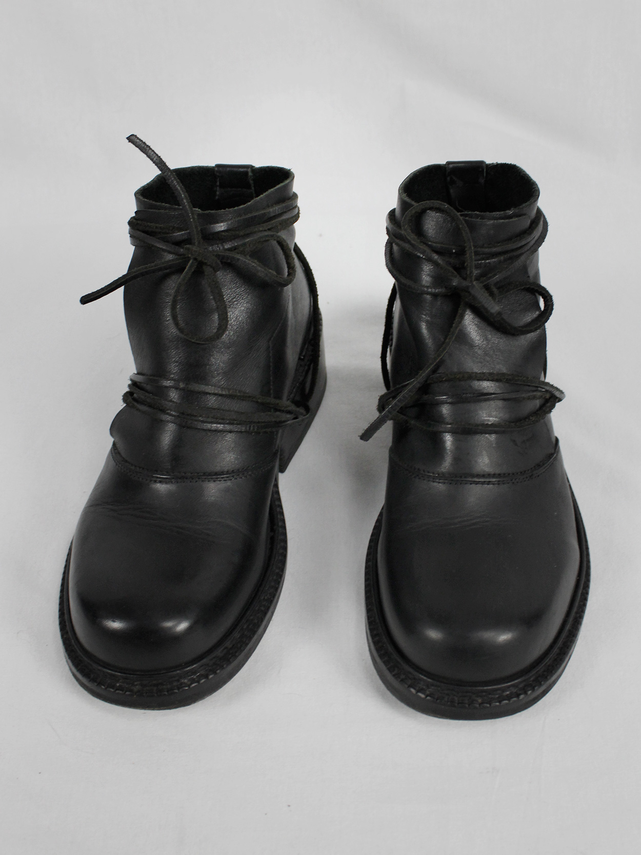 Dirk Bikkembergs black boots with flap and laces through the soles (37 ...