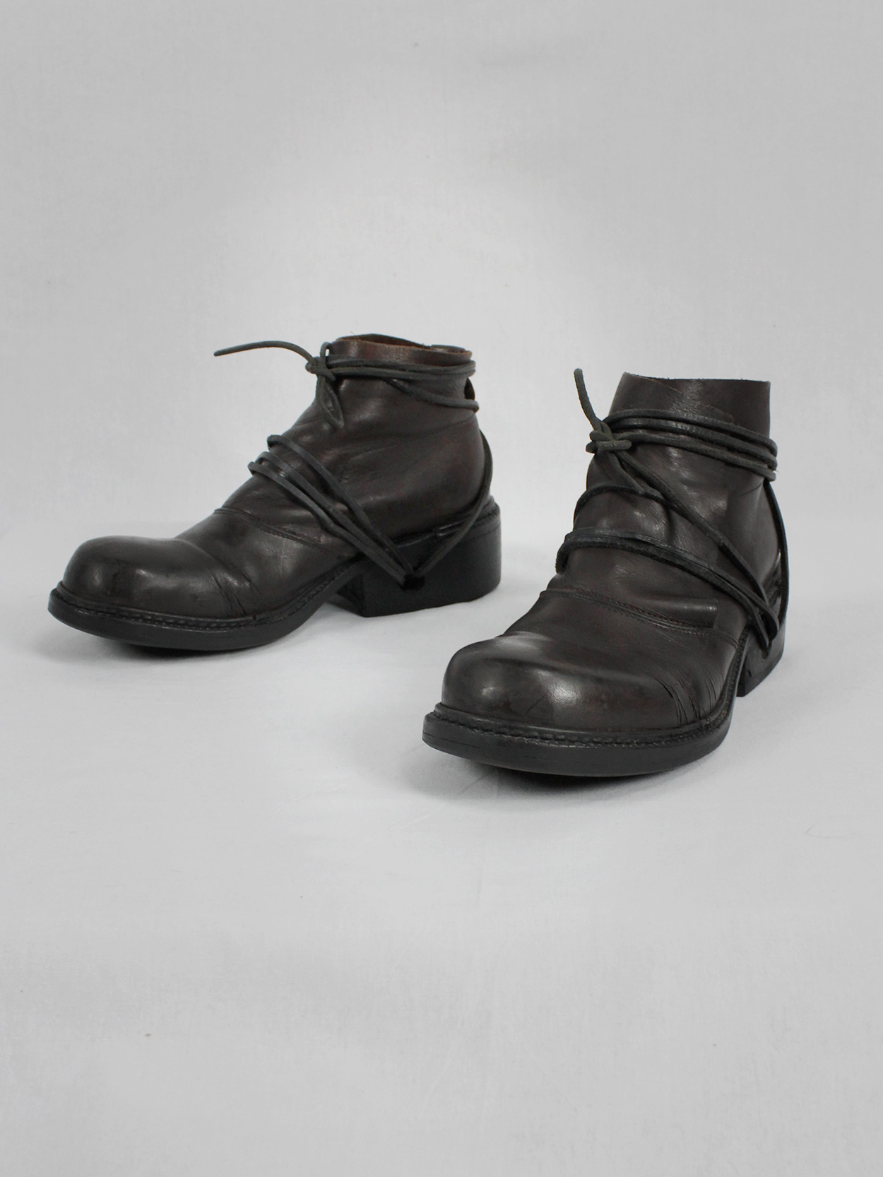 Dirk Bikkembergs brown boots with flap and laces through the soles (39 ...