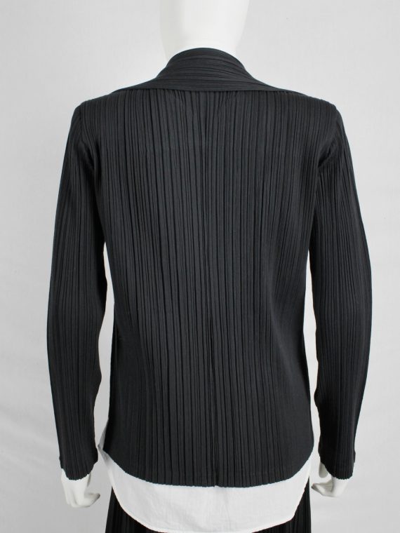 vaniitas vintage Issey Miyake Pleats Please black pleated cardigan with lapels and tie-front 9514