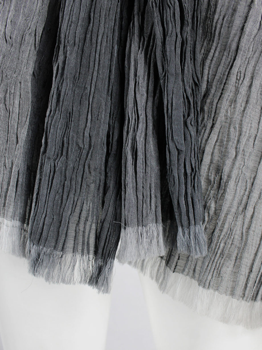 Issey Miyake grey ombre scarf with wrinkled pleats 1980s 80s 6835