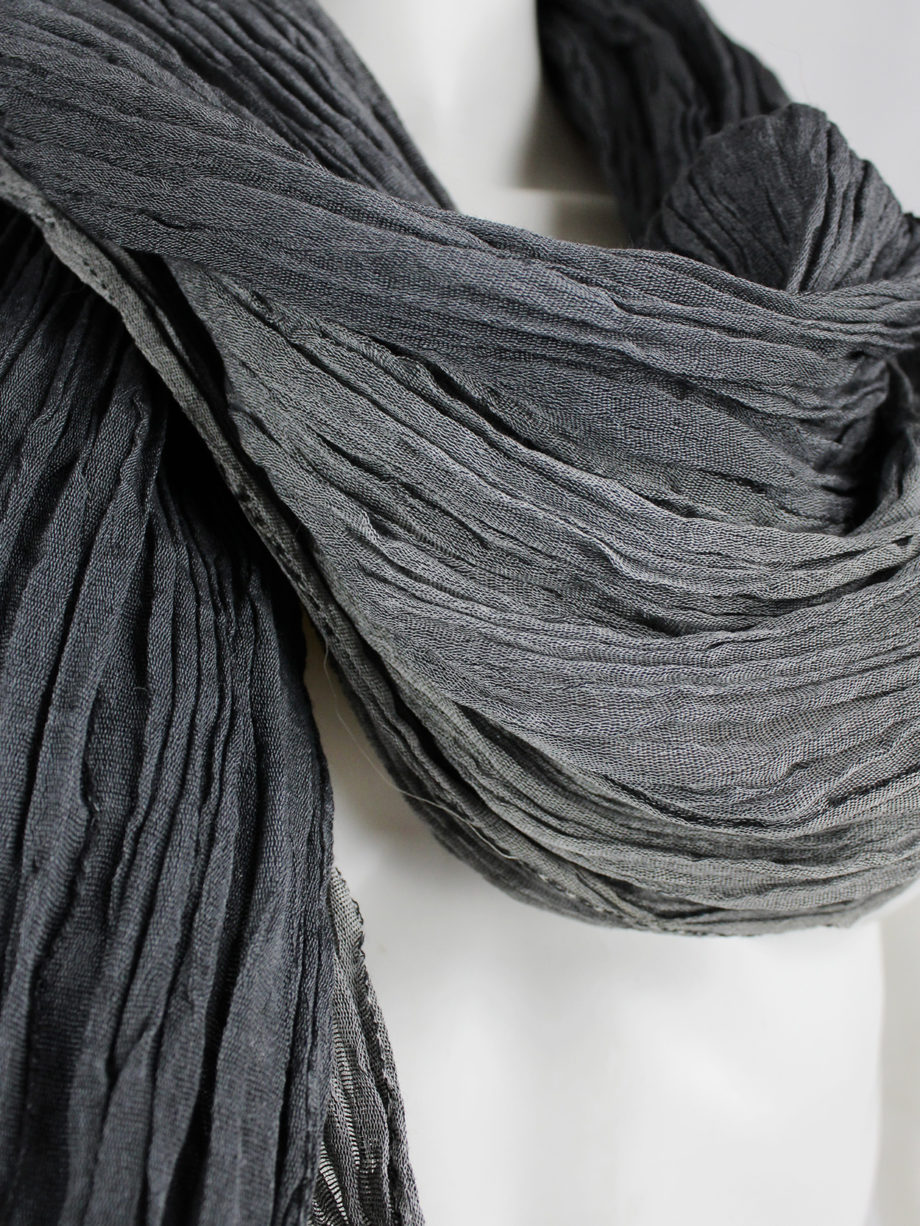 Issey Miyake grey ombre scarf with wrinkled pleats 1980s 80s 6864