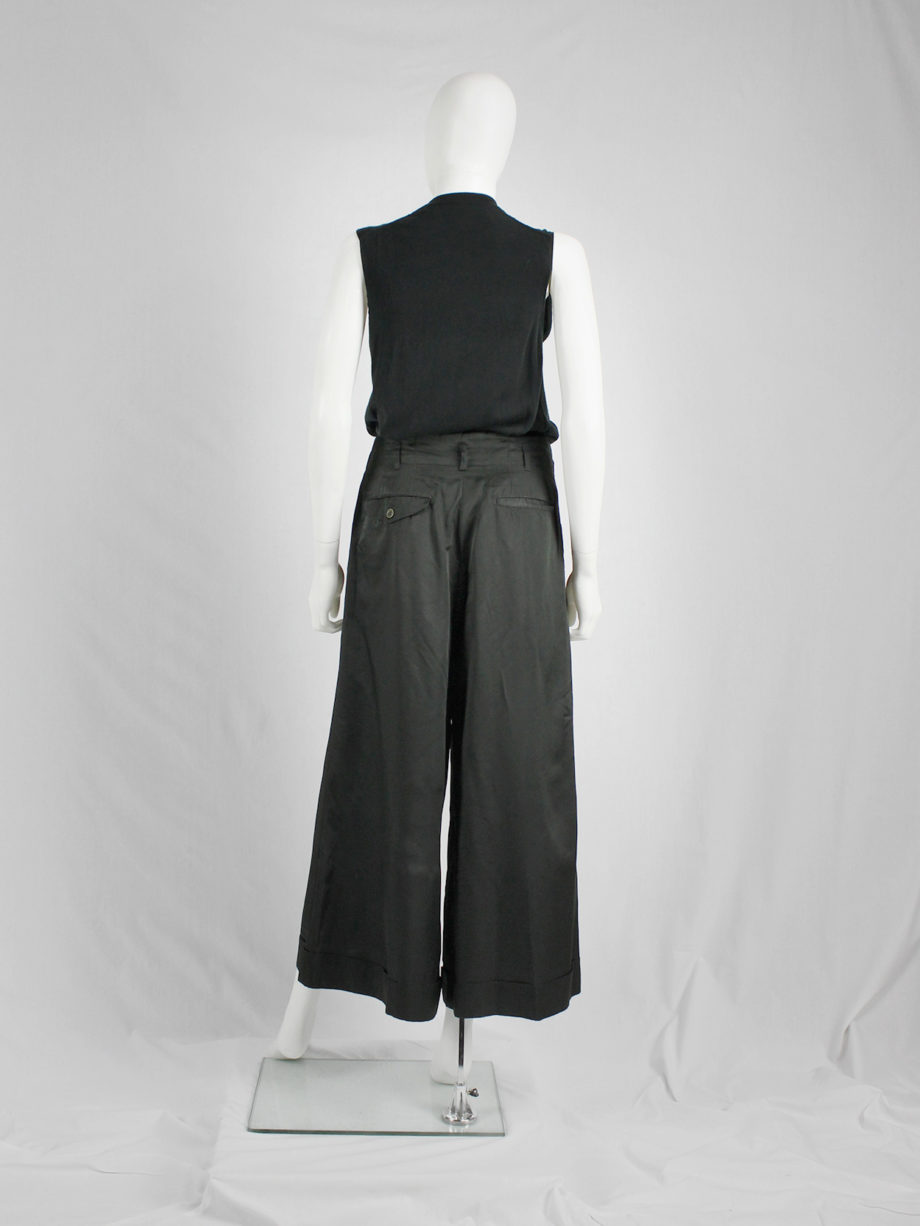 vaniitas Comme des Garcons black trousers with wide flared legs fall 2004_5682