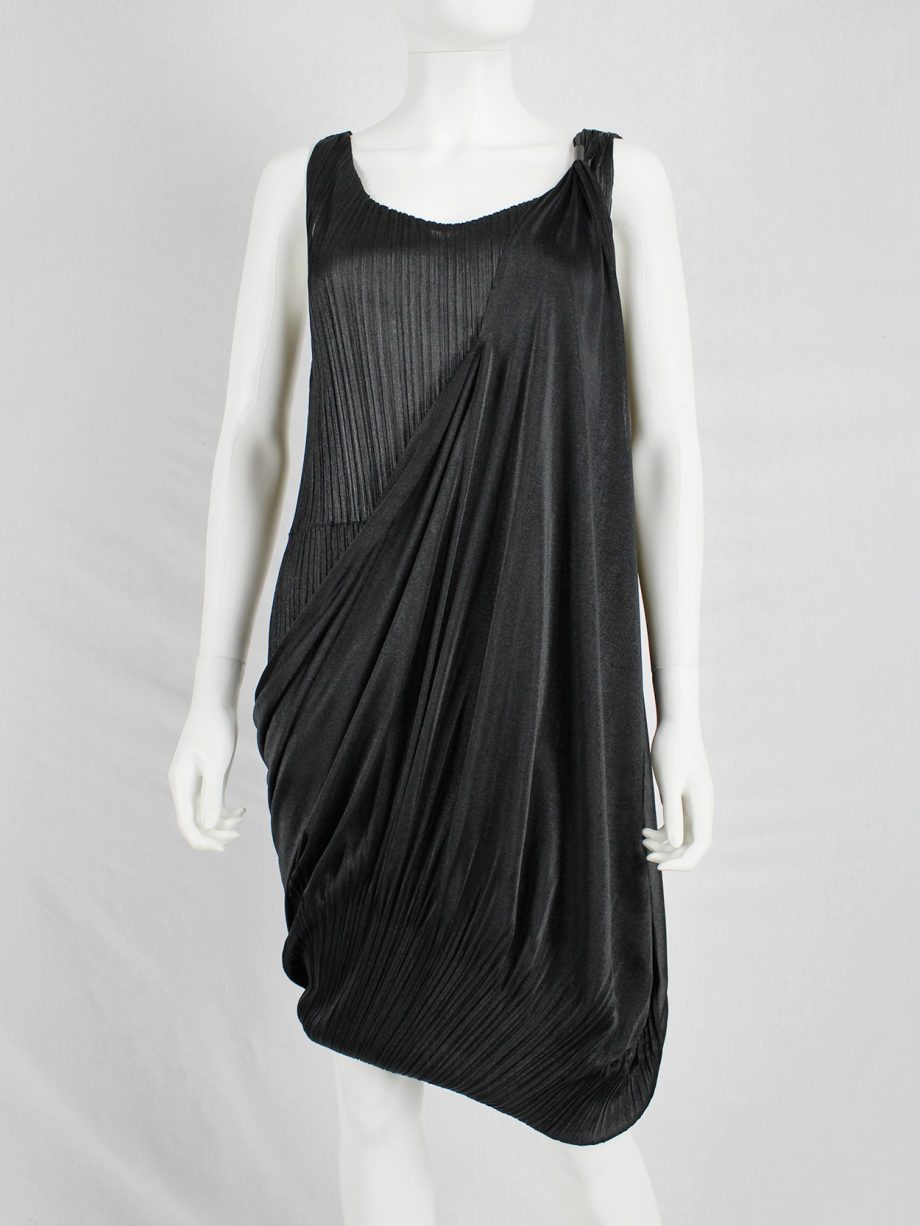vaniitas vintage Issey Miyake Fete black double layered dress with fine pleats 1593
