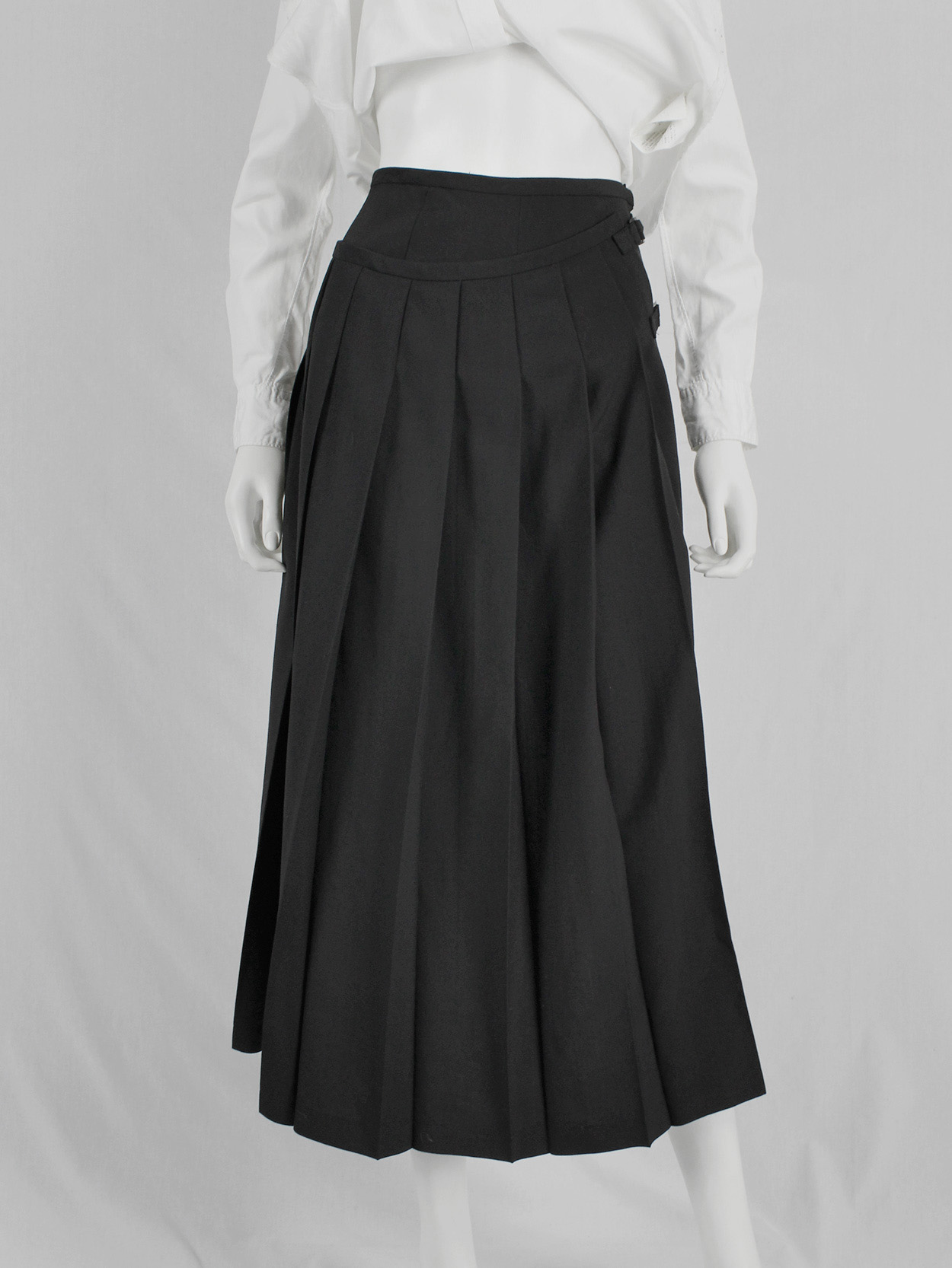 vaniitas Comme des Garcons black trousers with pleated maxi skirt front fall 1996 0407