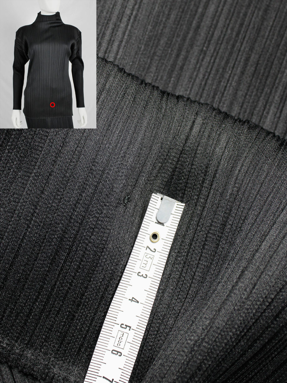 vaniitas Issey Miyake black turtleneck jumper with fine pressed pleats3276