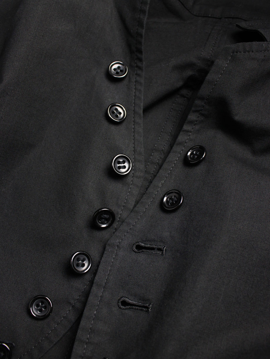 Y’s Yohji Yamamoto black cropped victorian blazer with curved rows of buttons (11)