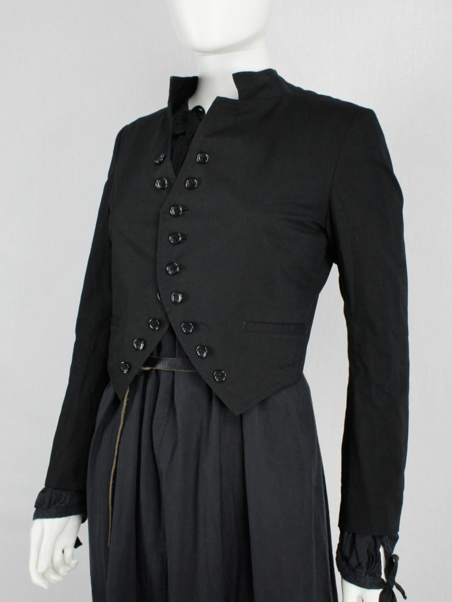 Y’s Yohji Yamamoto black cropped victorian blazer with curved rows of buttons (7)