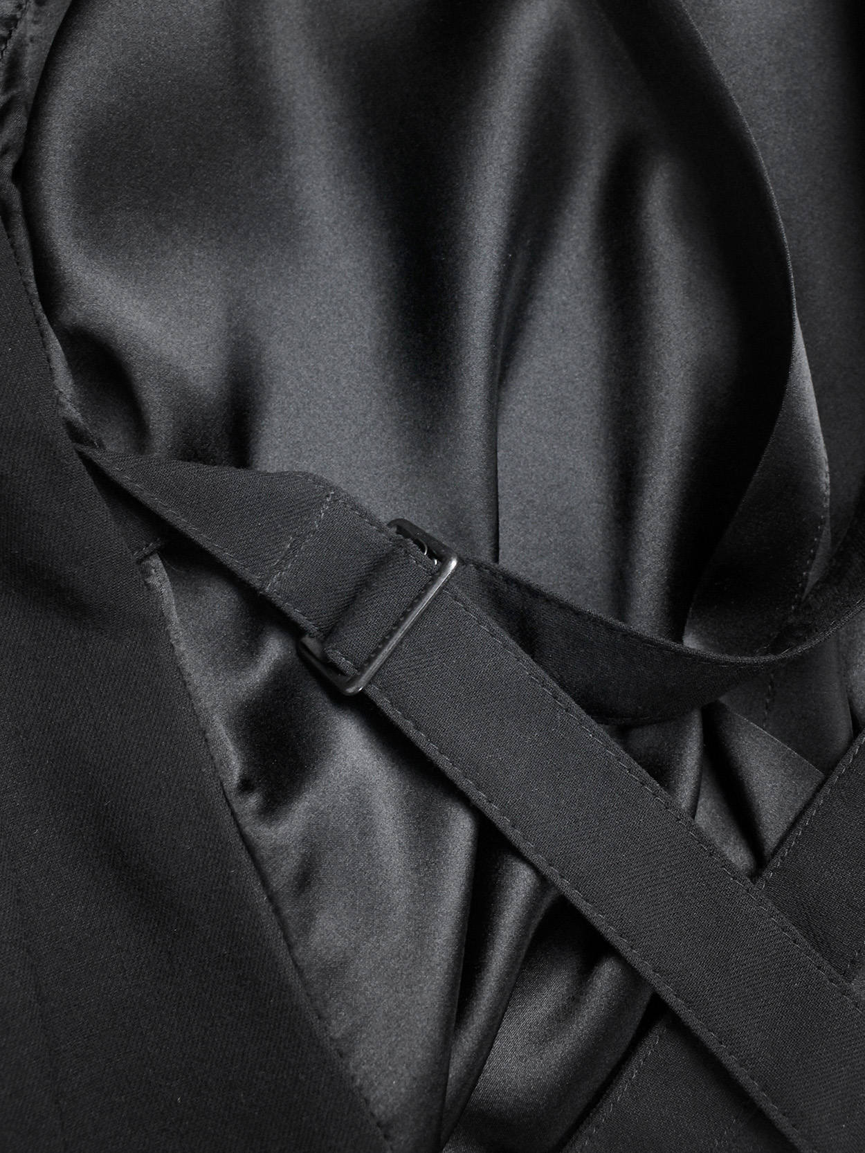 vaniitas Ann Demeulemeester black waistcoat with open satin back and straps runway spring 2008 (3)