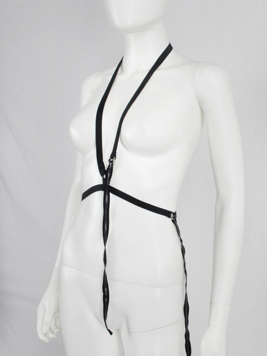 vaniitas Maison Martin Margiela black body harness with metal rings spring 1998 (5)